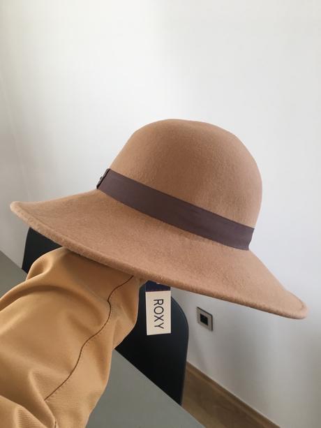 Jesenný dizajnový klobúk - roxy, roxy,m