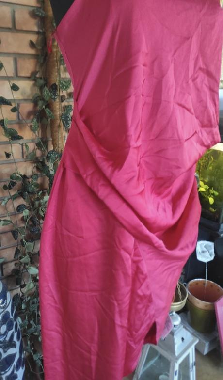 Cervene malinove satenove saty asos, 38