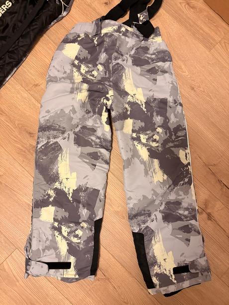 Lyžiarsky set, reserved,146