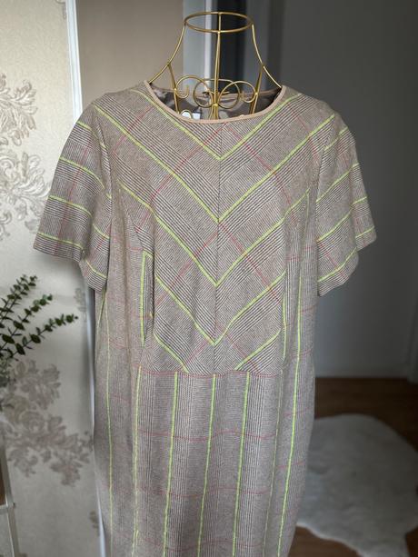 Madeleine luxusné šaty, 46