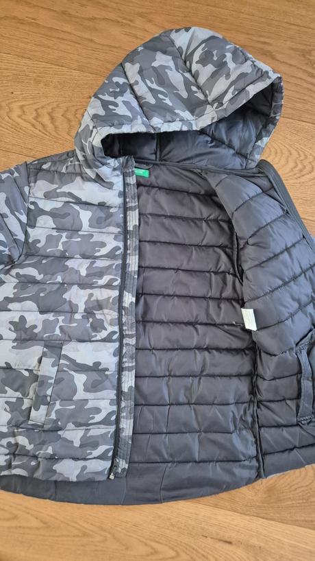 Prešívaná bunda maskáčová, benetton,146