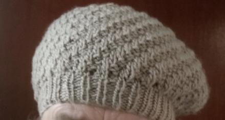 Pletena baretka rucna praca, m / s