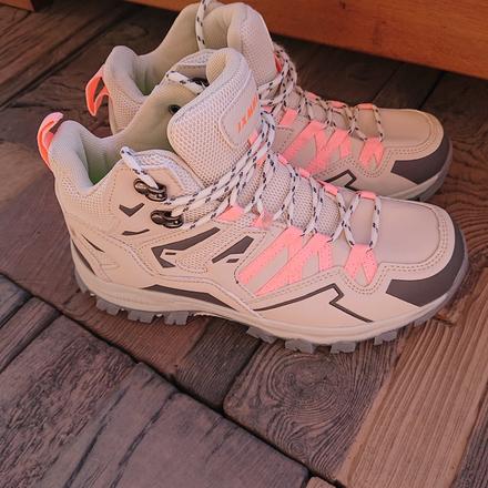 Turistická obuv, 38