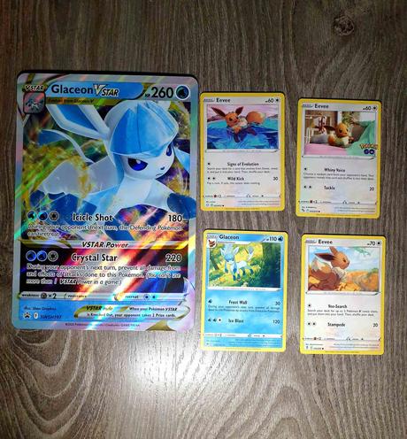 Pokemon glaceon jumbo v star, 