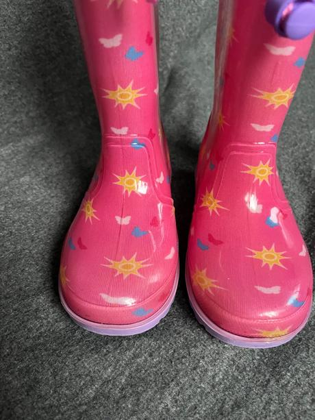 Gumáky loonely tunes, 26