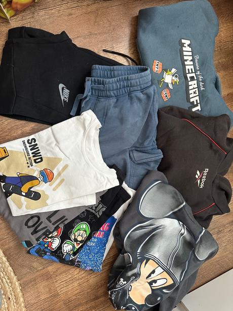 Balík oblečenie, 122–134