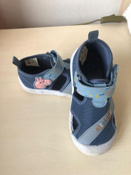 Topanky/ papučky, 25