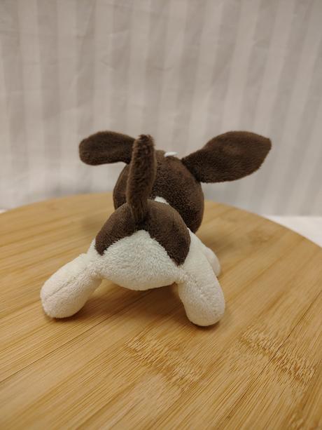 Plyšový krémovo hnedý psík, 21 cm, 