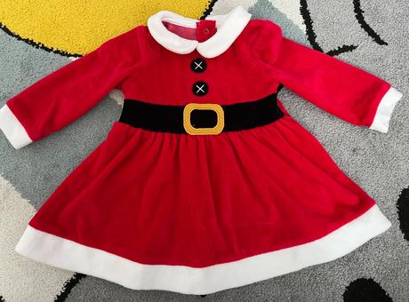 Vianočné šaty, 74