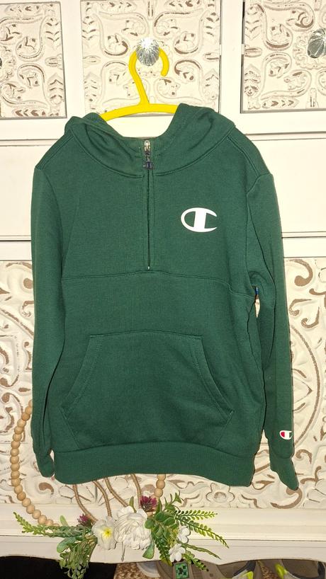 Mikina, champion,116