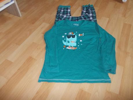 Pyžamko chlapčenské č.140, 140