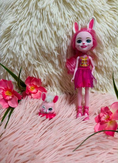Enchantimals zajac baletka,