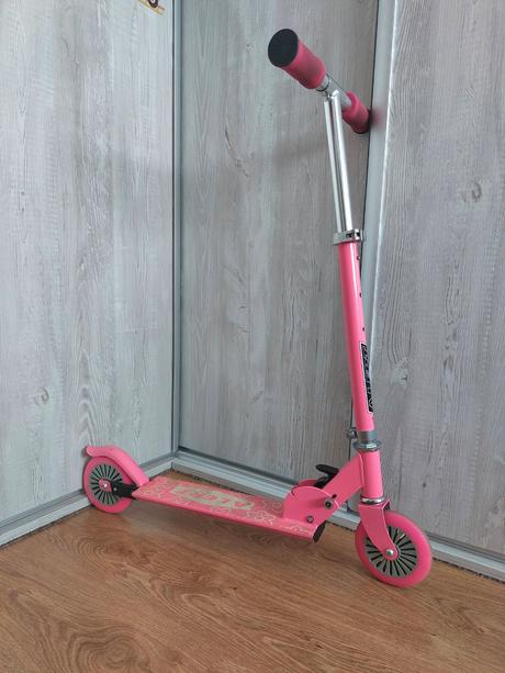 Skladacia kolobežka alert, 