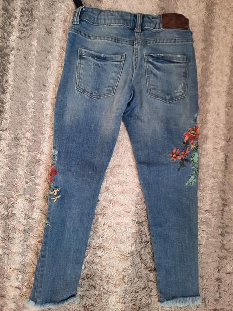 Rifle s výšivkou, next,116