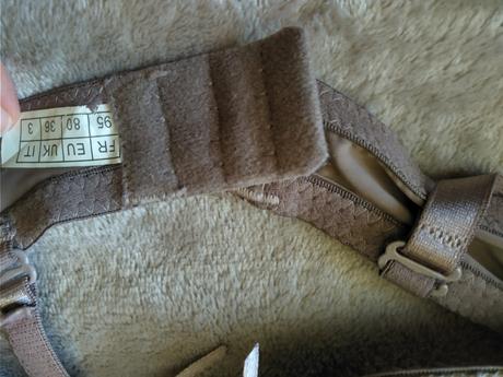 Hneda podprsenka, 80b