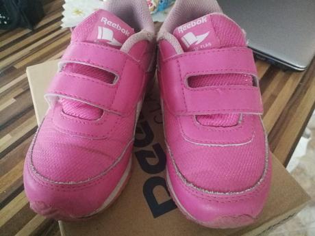 Dievcenske tenisky, reebok,25
