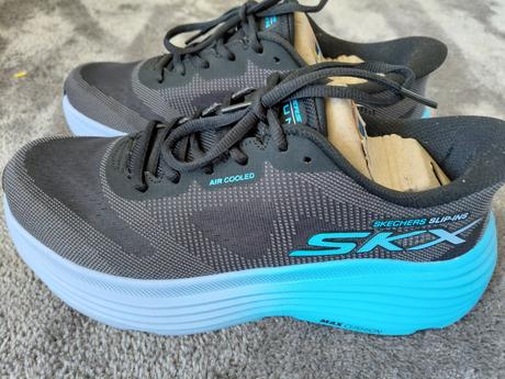 Skechers max cushioning slip-ins air cooled, skechers,40