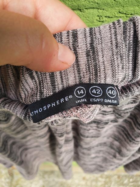 Sukňa, atmosphere,40