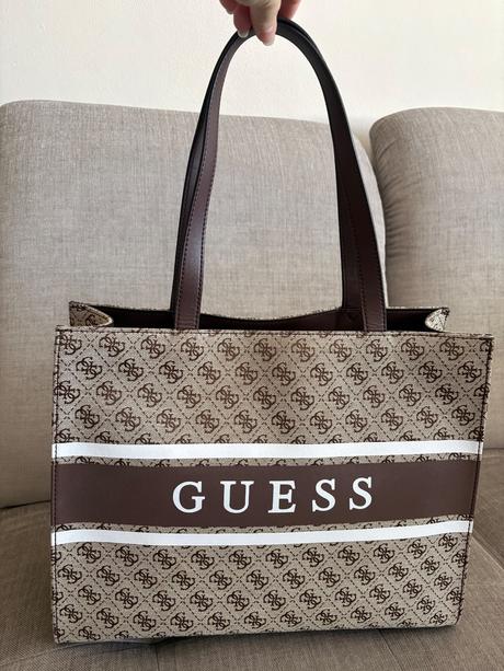 Kabelka guess, guess