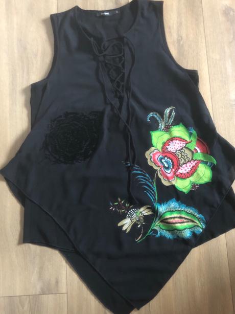 Asymetrcike tielko desigual, desigual,s