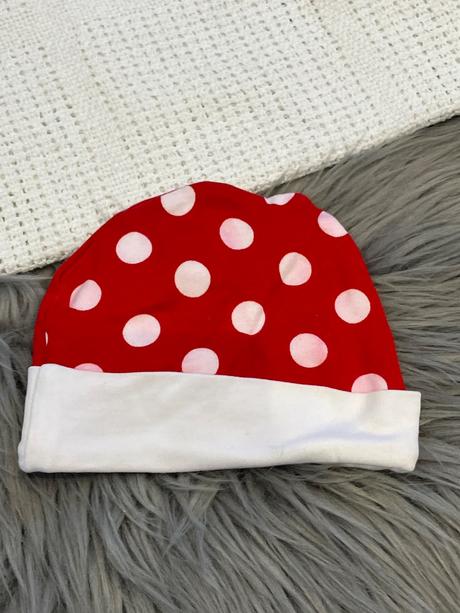 Dievčenská bodkovaná čiapka s mašličkou, 68