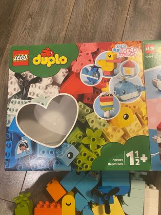 Lego duplo box so srdieckom, 