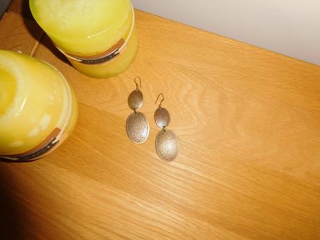 Reserved náušnice, reserved