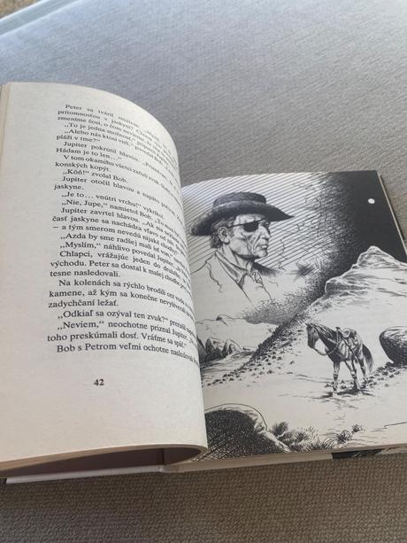 Alfred hitchcock a traja pátrači záhada stonajúcej,