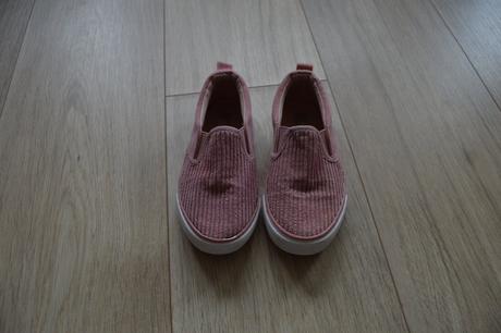 Sliponky, reserved,27