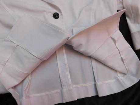 Luxusny damsky strečovy blejzer/kabatik, s