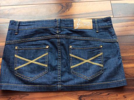 Rifľova suknička, stradivarius,40