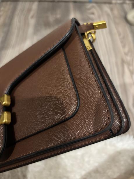 Kabelka čokoládová, coach