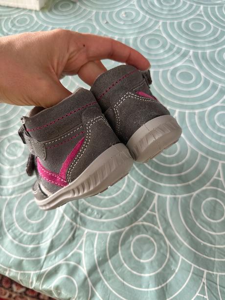 Sivo ružové krásne botasky protetika sendy, protetika,22