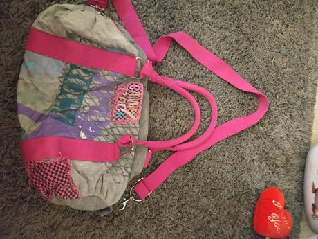 Taška do ruky či cez pleco, 