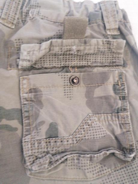 Vojenske tenké letné šortky, 140