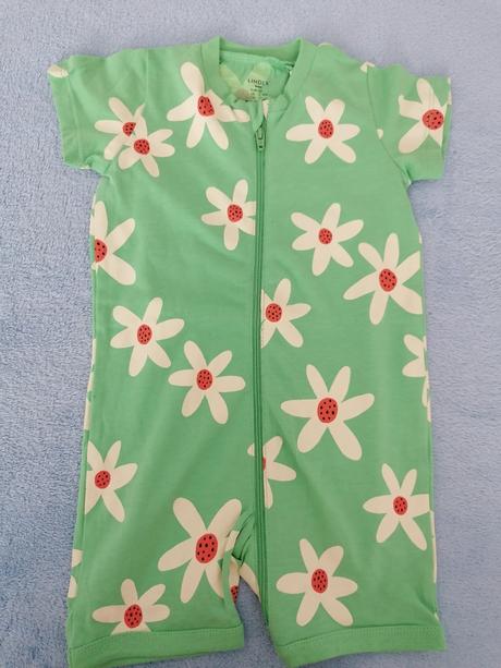 Pyžamo kvietky, lindex,62