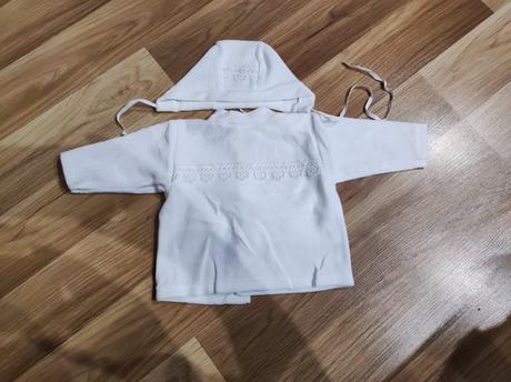 Kompletik 56 čiapka+ reklik/svetrik, 56