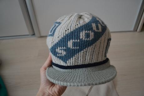 Čiapka a šál, 104