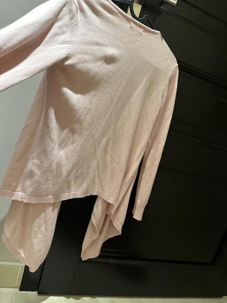 Svetrik, reserved,134