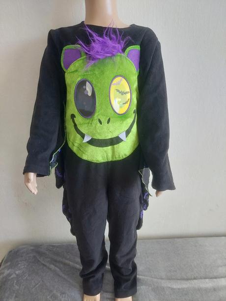 Netopier s krídlami karnevalový kostým veľ.110-116,