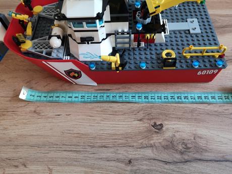 Lego city 60109 hasičský čln / loď,