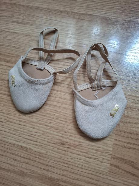 Špičky gymnastické, 34