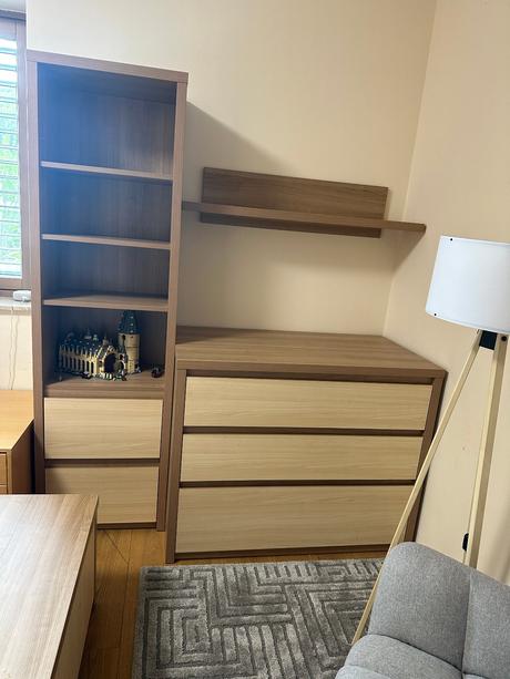 Nábytok do detskej izby -komoda,regál,polica a tru,