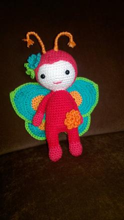 Háčkovaný motýľ, 