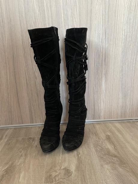 Vysoké čižmy, graceland,37