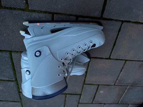 Korčule na ľad, 42