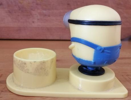 Rôzne postavičky (z mekáča, kinderka, kina...),