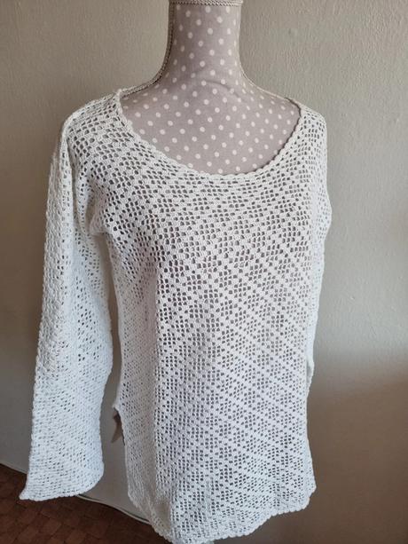 Biely háčkovaný top m, m