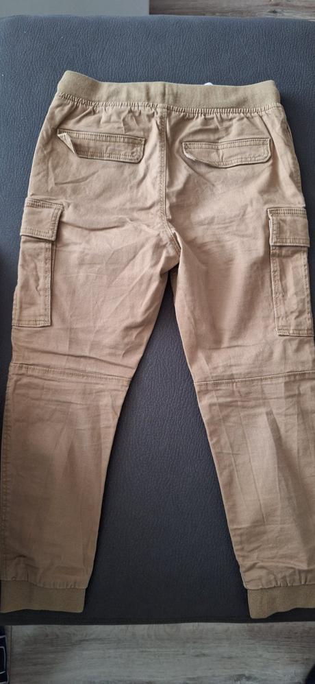 Kapsáče, h&m,134