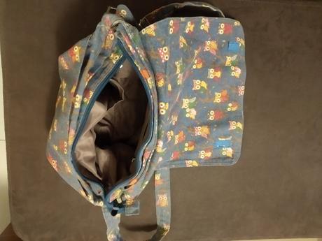 Taska cez rameno so sovickami, 